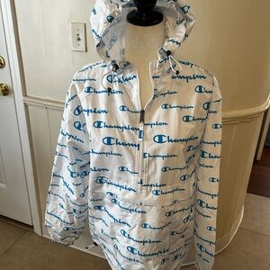 Like New Woman’s Champion Nylon Hoodie Pullover Jacket size small